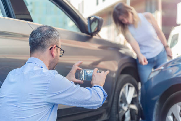 Professional Auto Insurance technician working in Joliet, IL
